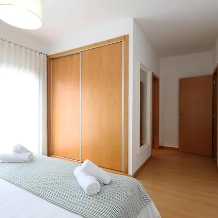 Light House With Swimming Pool Daire